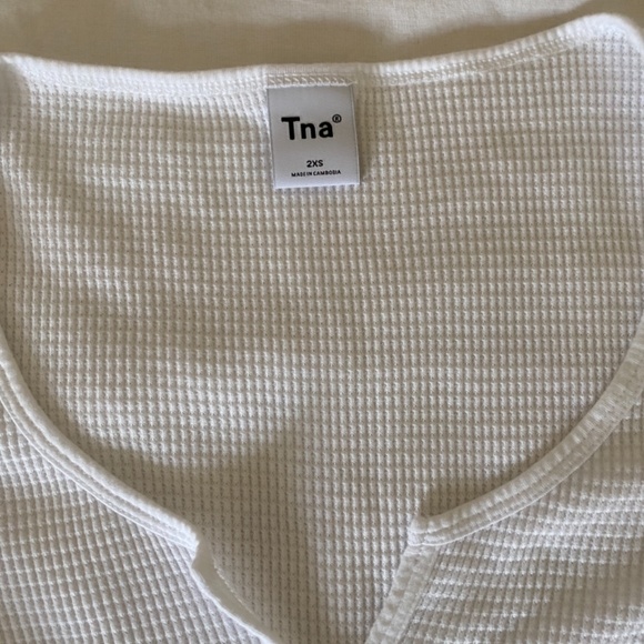 tna waffle scoopneck long sleeve - Picture 3 of 3